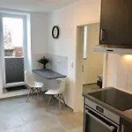 Erdgeschoss-appartement Mit Seeterasse Apartament