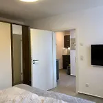 Erdgeschoss-appartement Mit Seeterasse * Ahrensbok