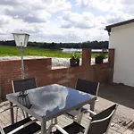 Erdgeschoss-appartement Mit Seeterasse Ahrensbok