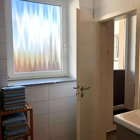 Erdgeschoss-appartement Mit Seeterasse