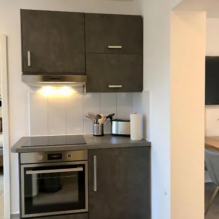 Erdgeschoss-appartement Mit Seeterasse Apartament Ahrensbok