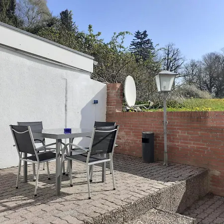 Erdgeschoss-appartement Mit Seeterasse Apartament Ahrensbok