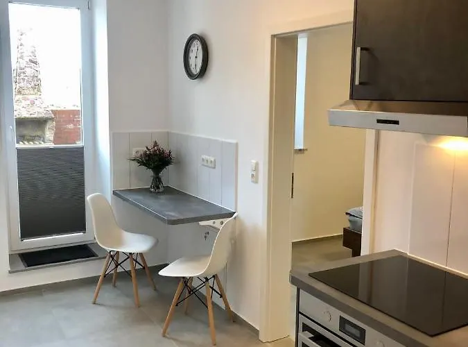 Erdgeschoss-appartement Mit Seeterasse Apartamento
