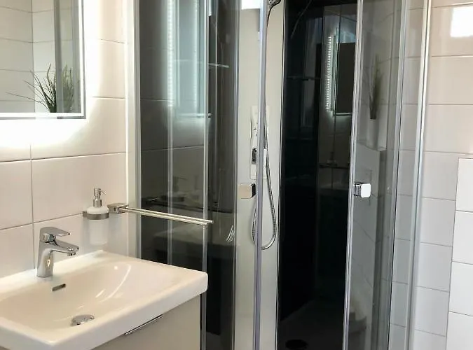 Apartamento Erdgeschoss-appartement Mit Seeterasse *