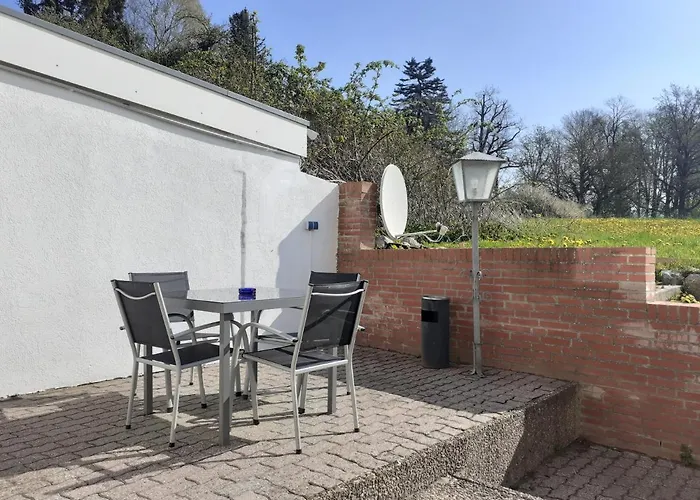 Erdgeschoss-appartement Mit Seeterasse Apartamento Ahrensbok